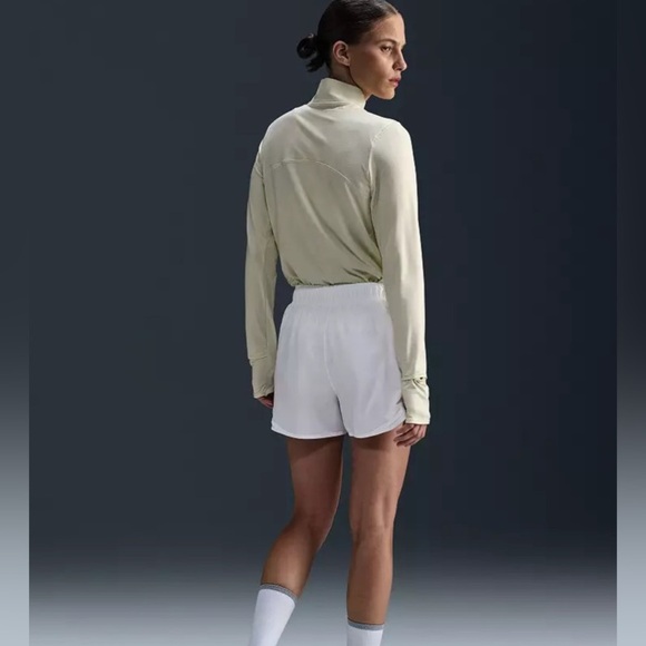 Nike Dri-FIT White Shorts - Picture 2 of 5